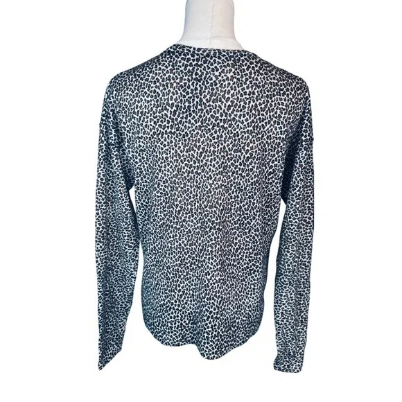 NWT Banana Republic Small Leopard Print V-Neck Merino Wool Sweater - Picture 9 of 15